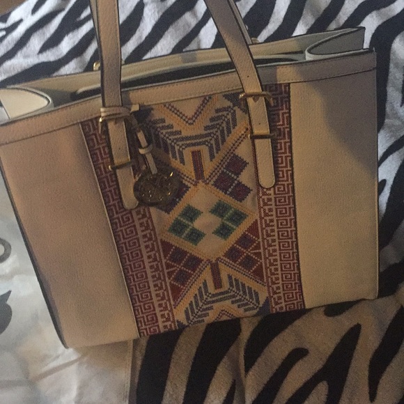 White tote - Picture 2 of 5